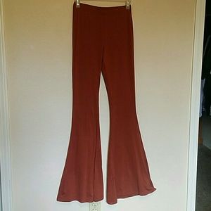 High-Waist Flare Leggings in Rust